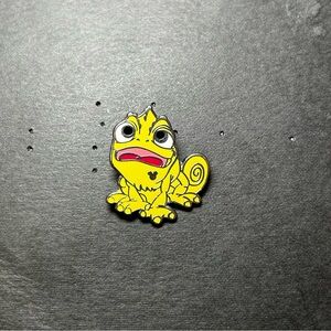 Yellow Pascal from Tangled - 2014 Colorful Pascal Hidden Mickey Series Pin